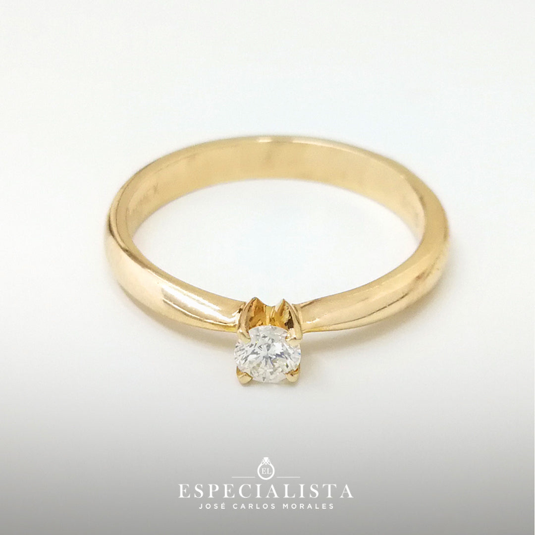 17JC41LQ 12 Anillo de compromiso en oro amarillo de 14 Kilates