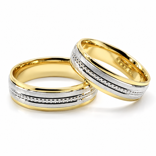 Argollas de matrimonio en oro combinado con centro troquelado | 21C12LQ