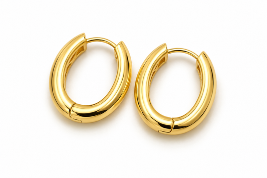 Arracadas huggie lisas en oro amarillo de 10K | 61AR10295LQ