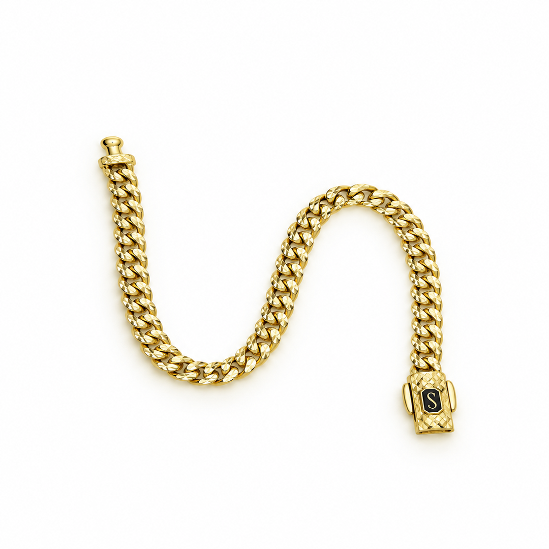 6210479LQ Pulso Mónaco en oro amarillo de 10 kilates.