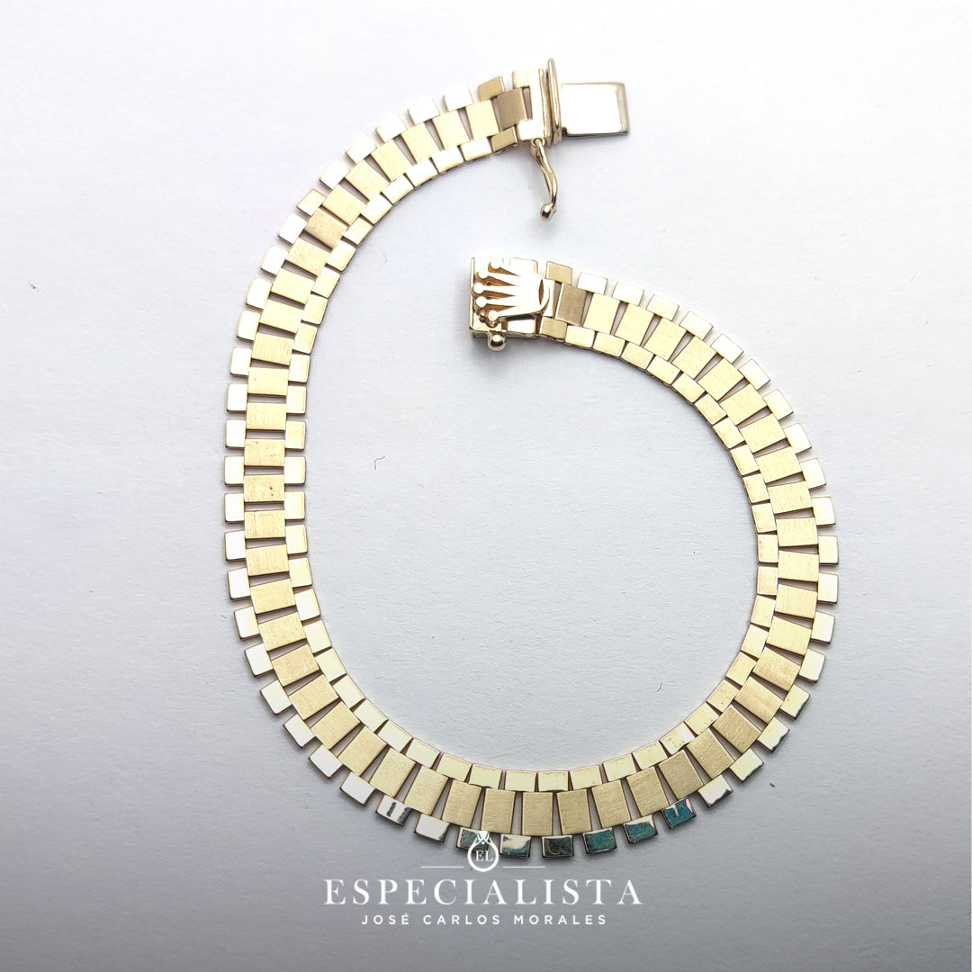 Orecchini Nodo D'Amore In Oro 14K 4 File – 10 Mm, Finitura Lucida, Peso 1,4 Gr, Chiusura A Farfalla
