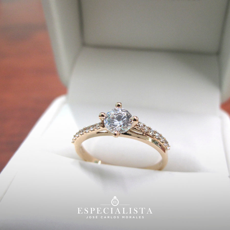 11ZR527LQ Anillo de Compromiso en Oro Rosa de 14 kilates