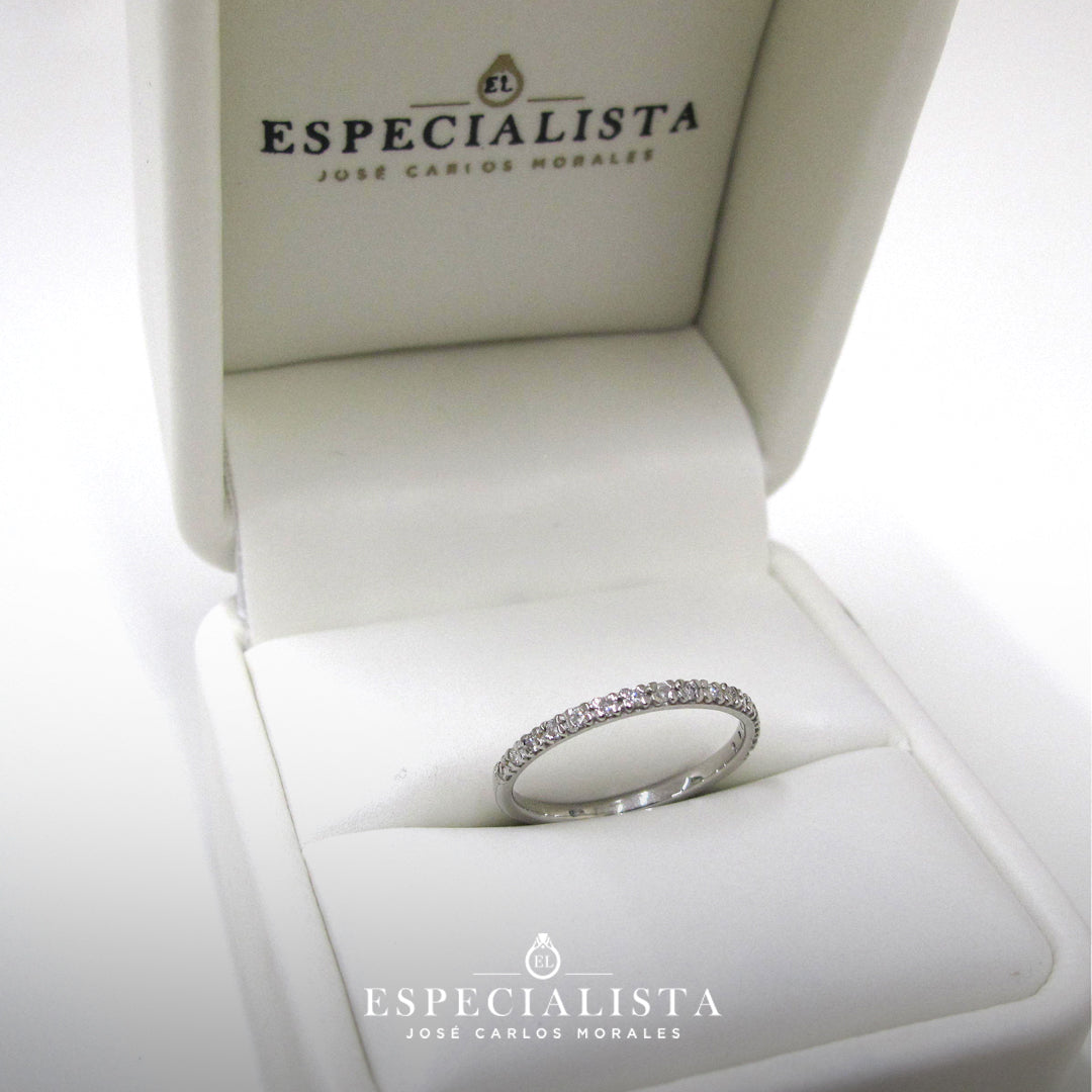 22CHB4901LQ Churumbela en oro blanco de 14 Kilates con Diamantes naturales.