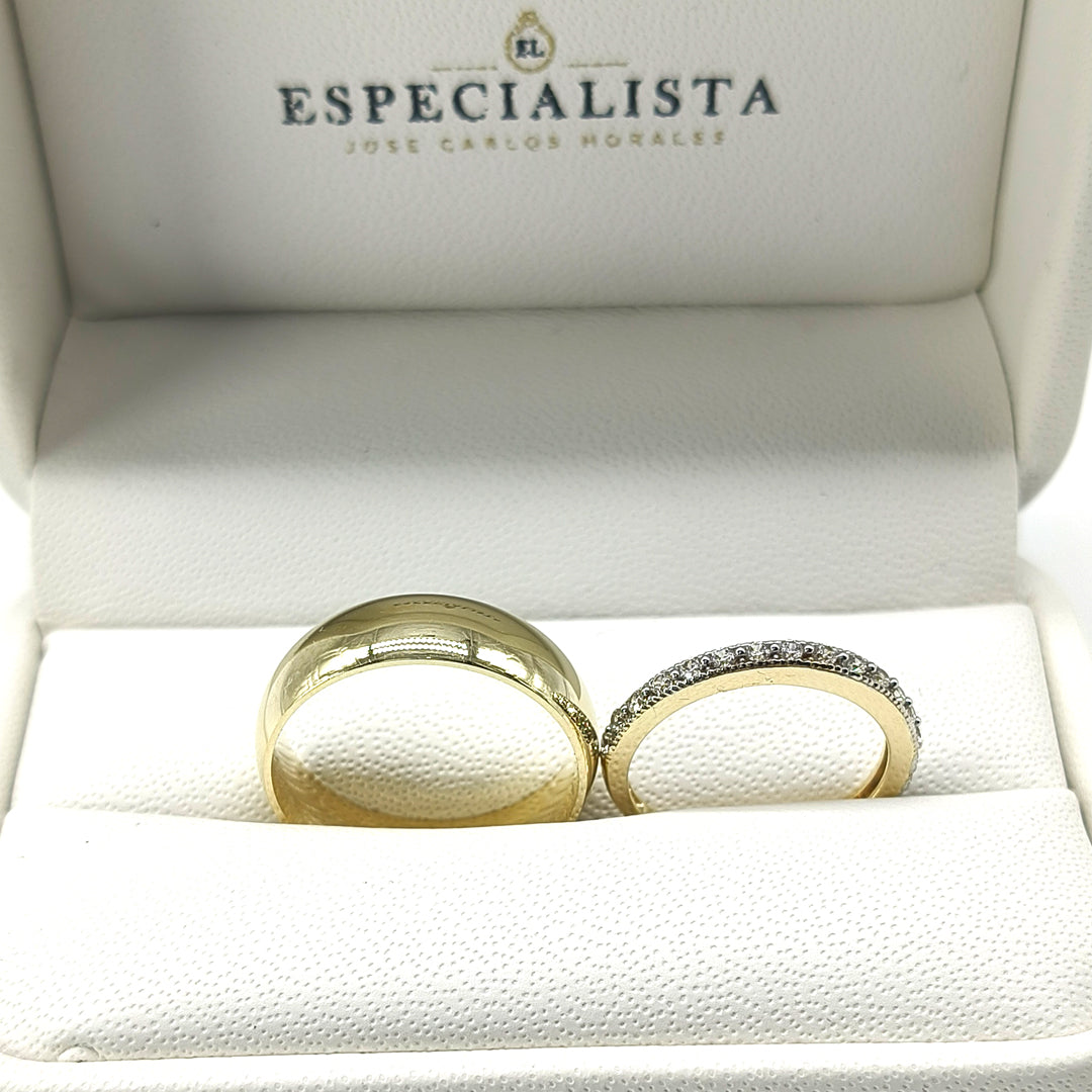 19A110-6LQ + 23CHA539LQ Set de argollas matrimoniales en oro de 14 Kilates.