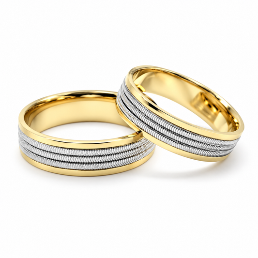 Argollas de matrimonio en oro combinado con centro texturizado | 21C22LQ