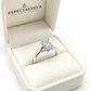Anillo de compromiso tradicional en oro blanco de 14 kilates con diamante de laboratorio en corte Oval | 25JCL24BLQ
