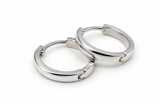 Arracadas pequeñas lisas en oro de 14K | 610001BLQ
