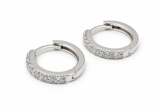 Arracadas con circonias en oro blanco de 14K | 610006BLQ