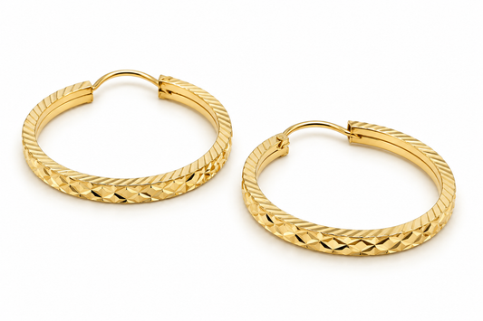 Arracadas con textura geométrica en oro amarillo de 10K | 61AR10349LQ